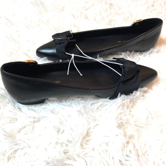 tommy hilfiger shoes with bows on front